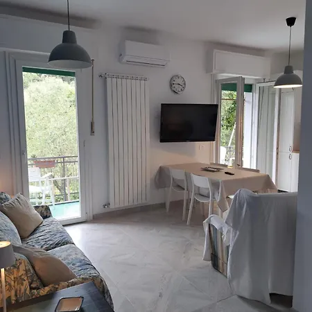Silvana, With A View Of The Apartamento Santa Margherita Ligure